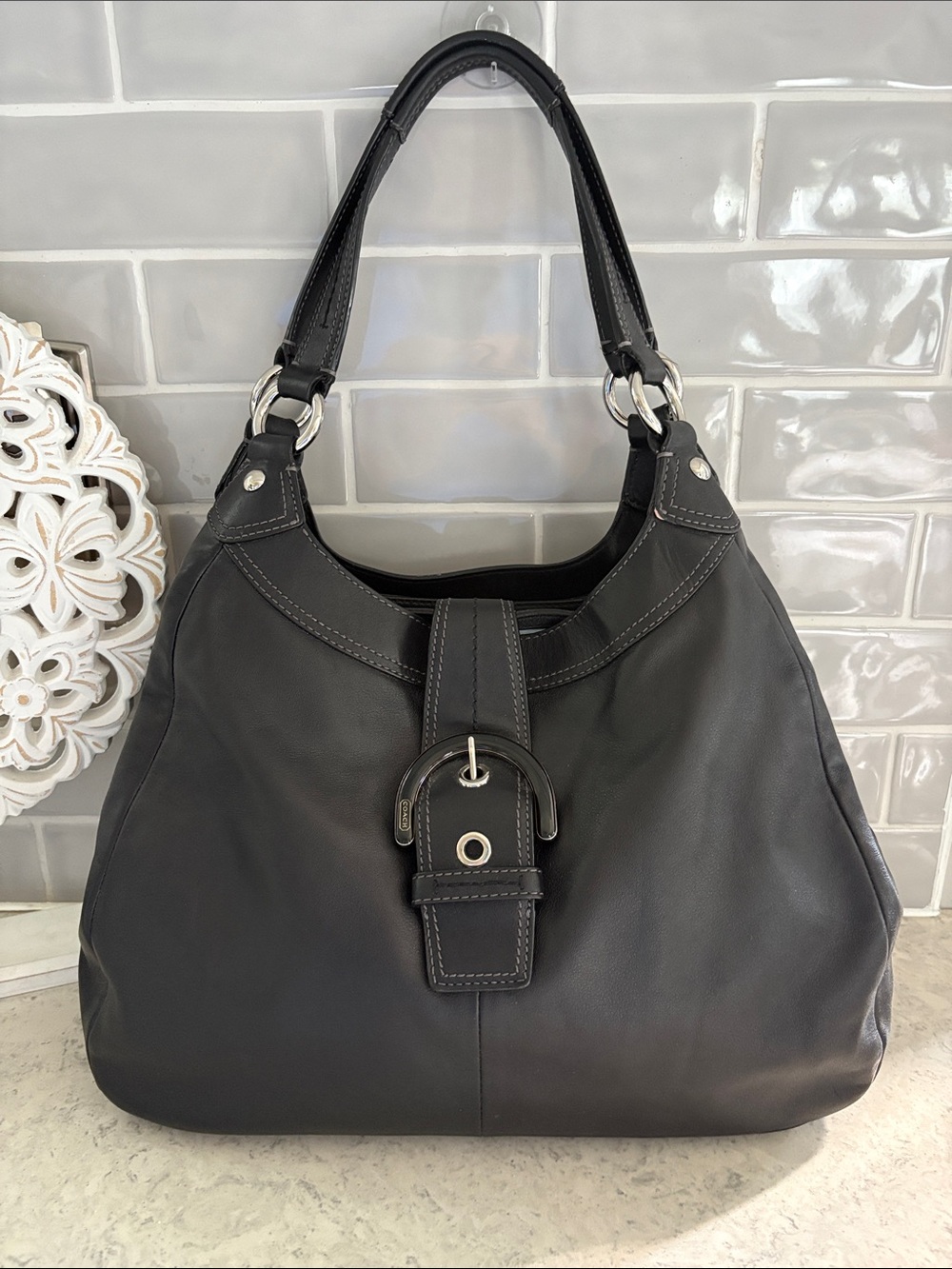 Coach Soho Lynn Hobo Black Leather Shoulder Bag Dual Handle F17092